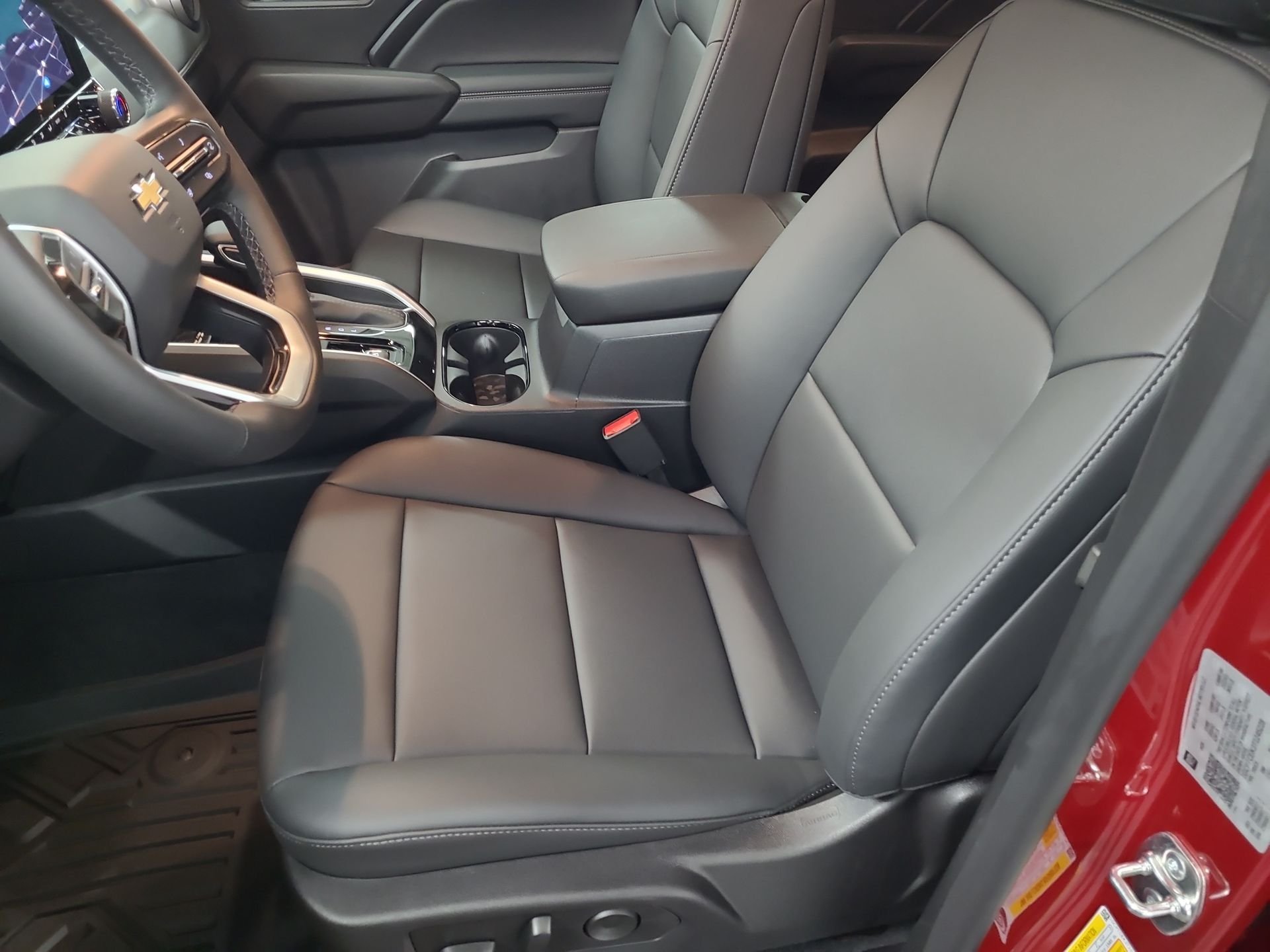 2026 Chevrolet Colorado LT - Photo 20