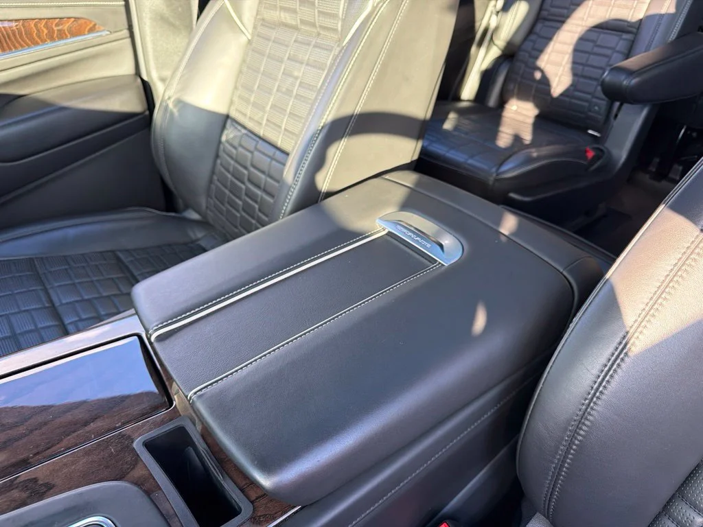 Used 2022 Black Cadillac Sport Platinum image 36