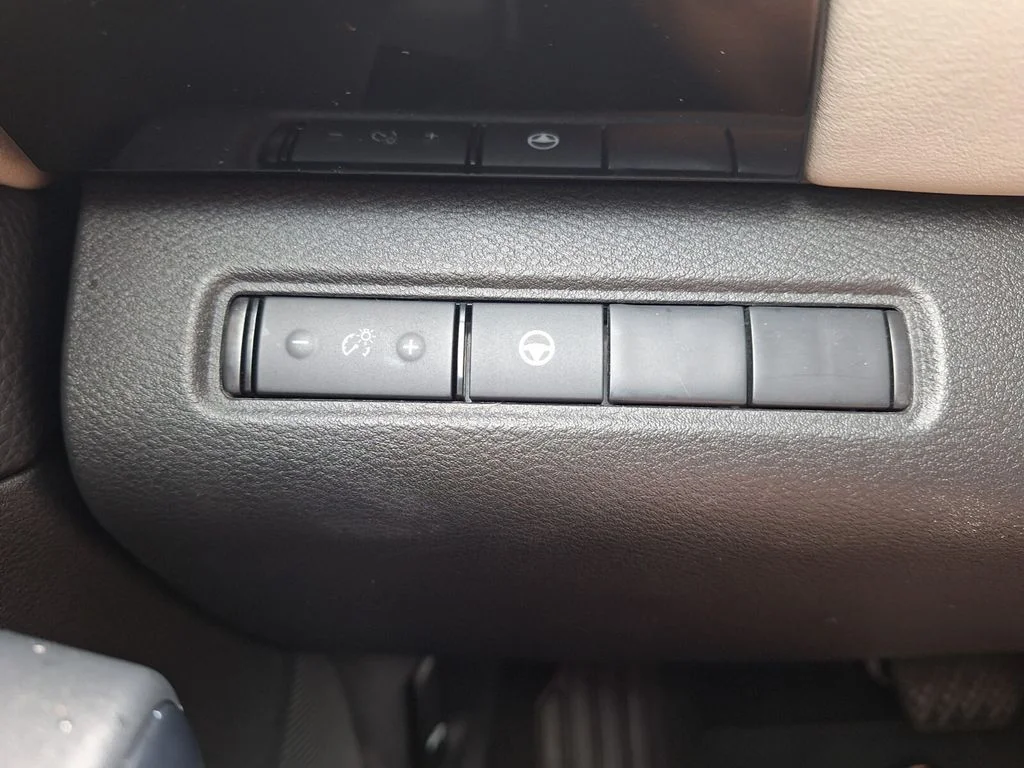 Used 2024 Gray Nissan SV image 12