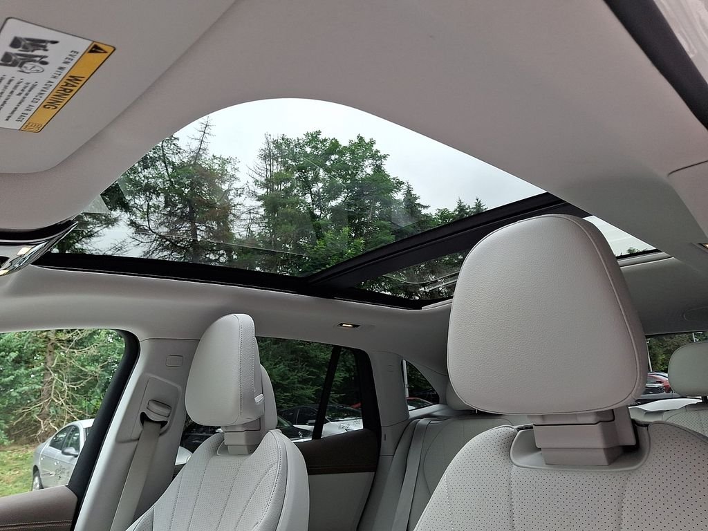 Certified Used 2023 White Mercedes-Benz 350 SUV image 14