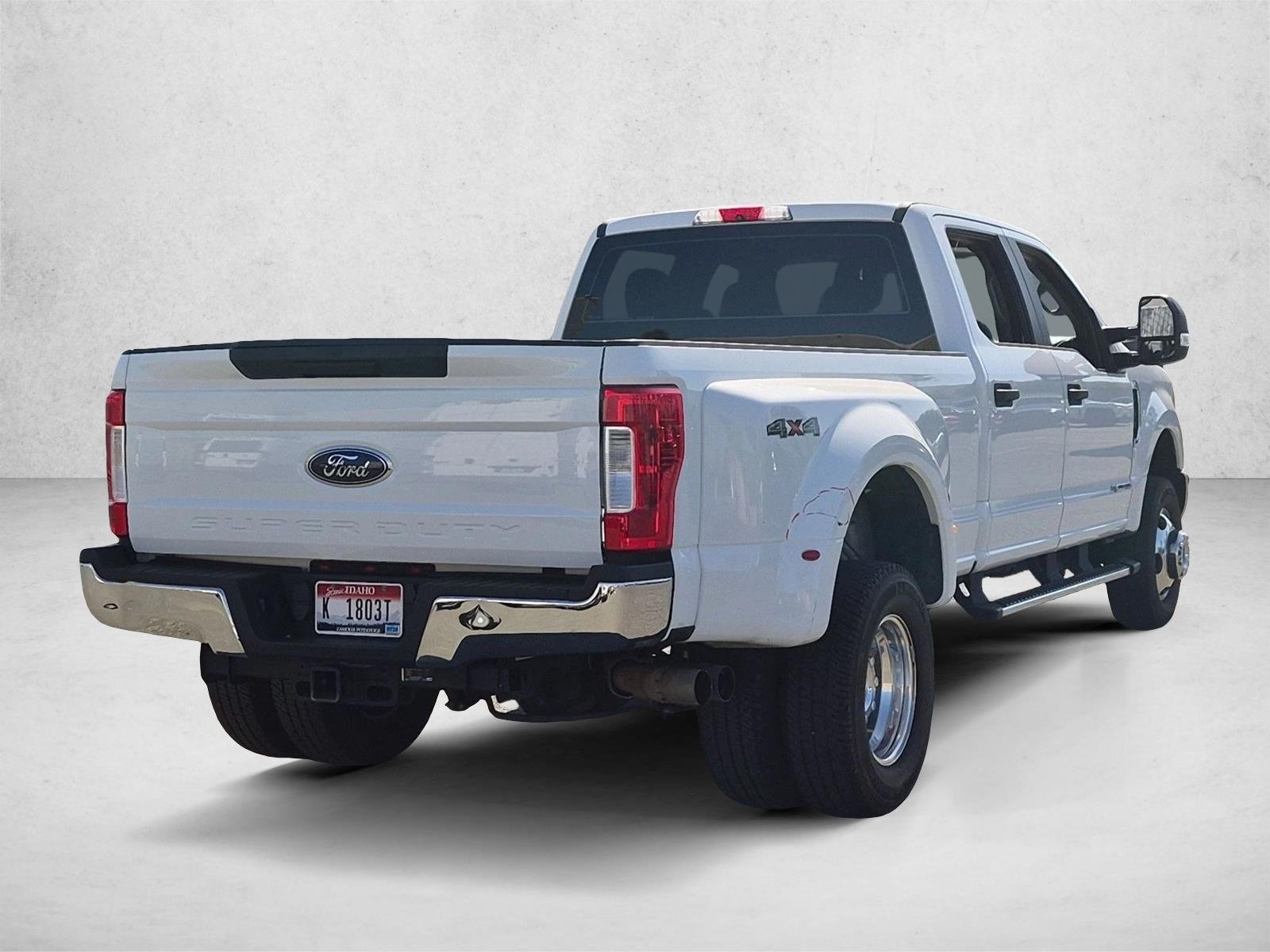 Used 2017 Oxford White Ford XL image 5