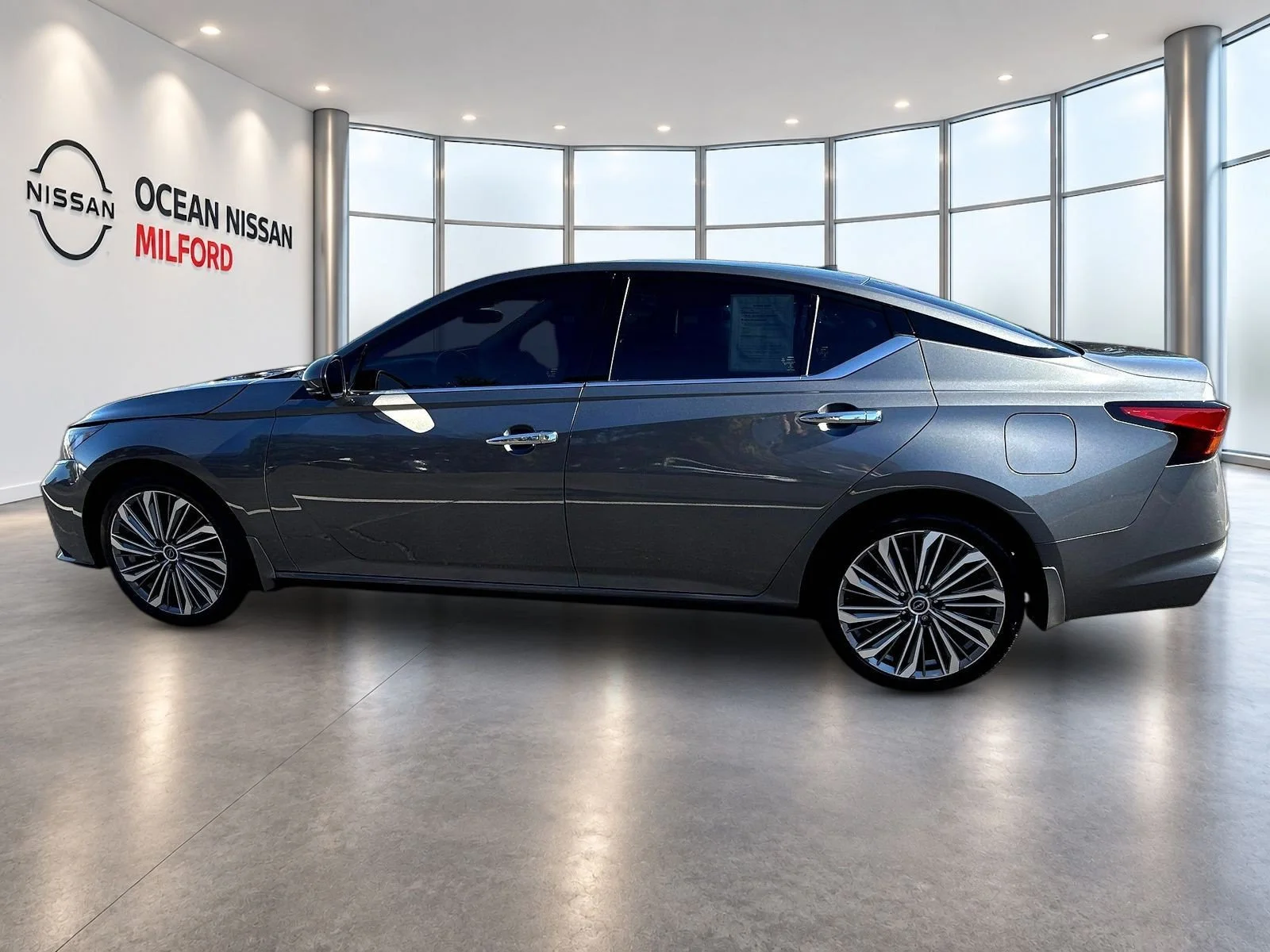 Certified Used 2023 Gun Metallic Nissan 2.5 SL image 8