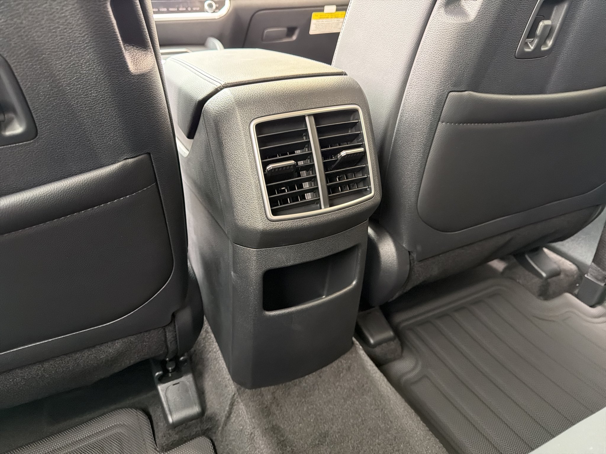 New 2027 Wolf Gray Kia EX image 16