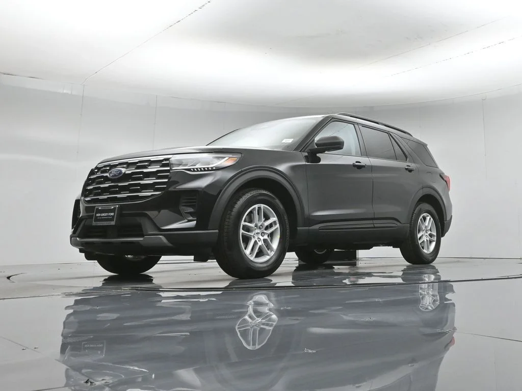 New 2026 Agate Black Metallic Ford Active image 44