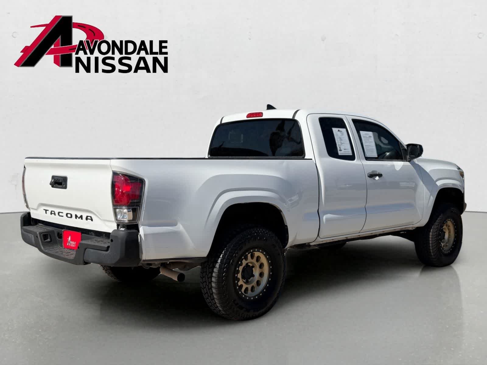 Used 2019 Super White Toyota SR image 6