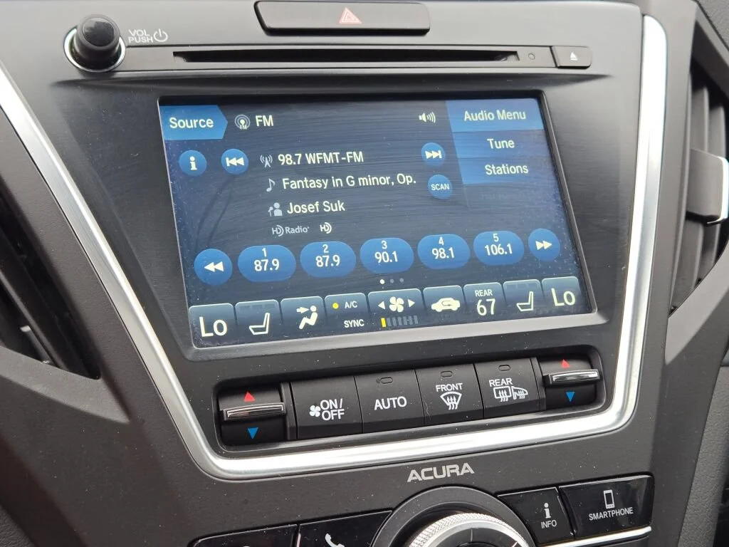 Used 2020 White Acura Technology image 37