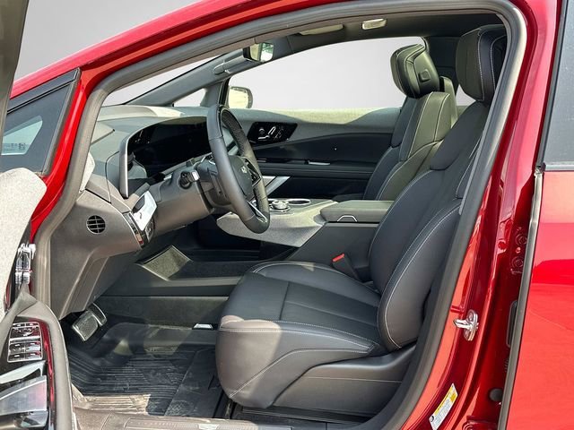 2025 Cadillac OPTIQ Sport 2 - Photo 10