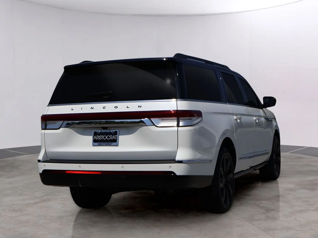 Used 2024 White Metallic Lincoln Black Label image 7