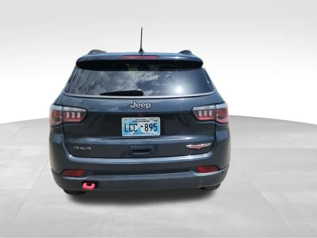 Used 2017 Black Jeep Trailhawk image 4