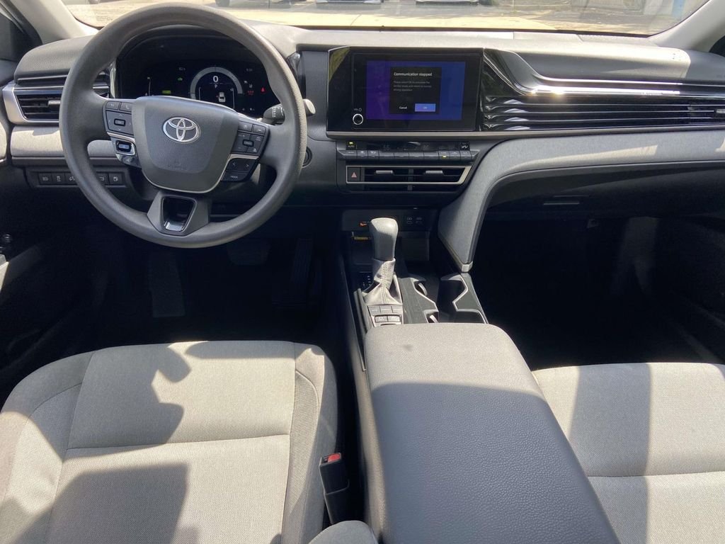 Used 2025 White Toyota LE image 11