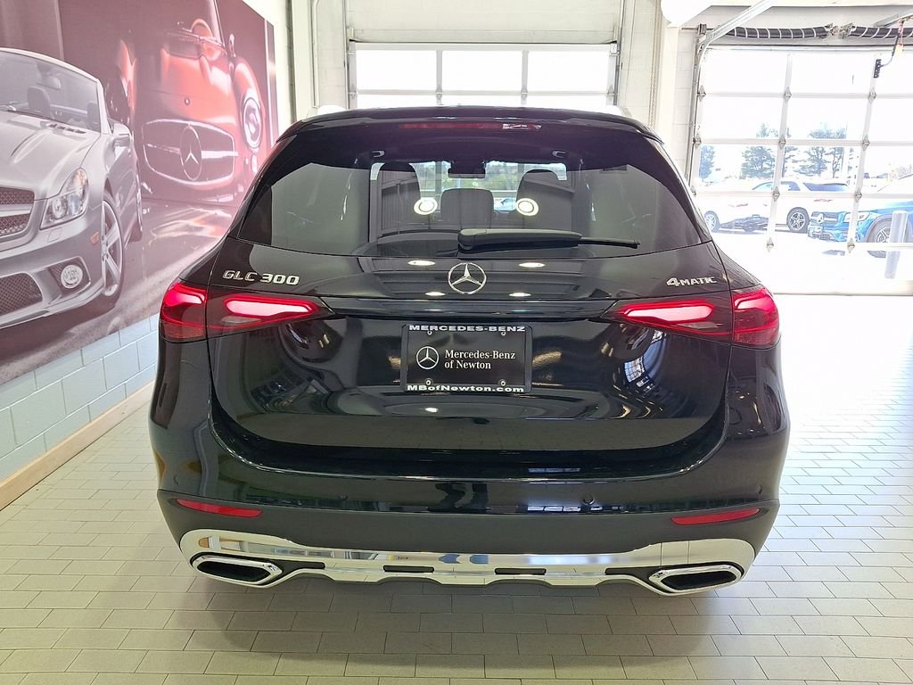 Certified Used 2026 Black Mercedes-Benz GLC 300 image 5
