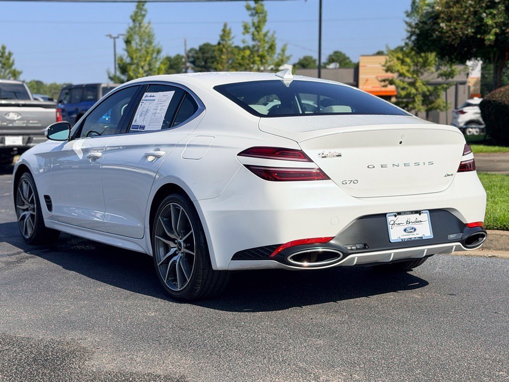 Used 2025 White Genesis 2.5T image 5