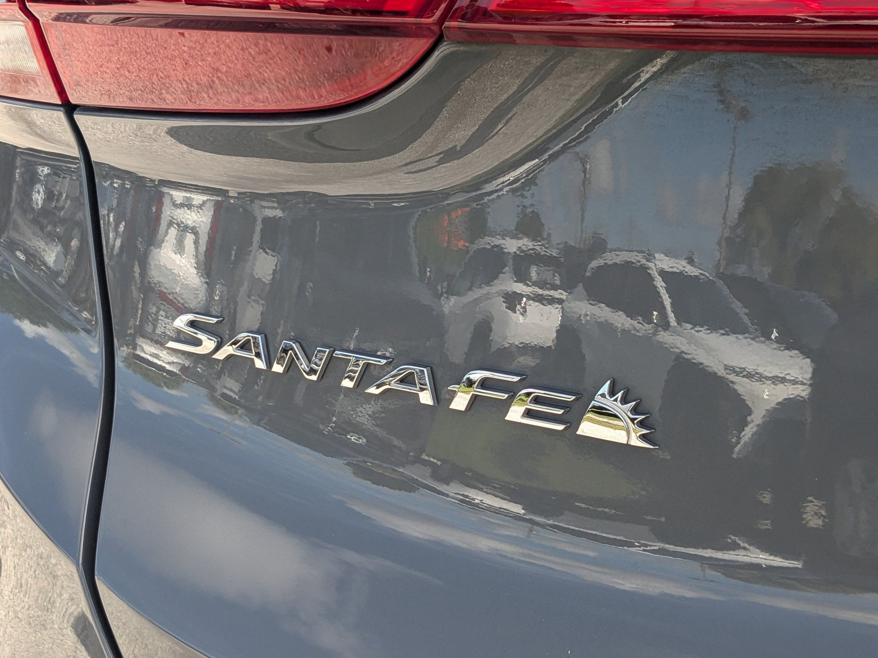 2021 Hyundai Santa Fe Limited - Photo 13