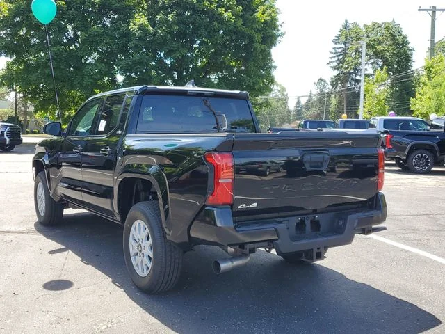 New 2026 Black Toyota SR5 image 3