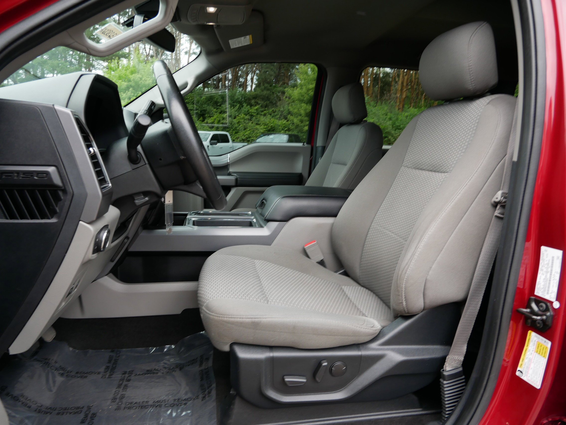 Certified Used 2019 Ruby Red Metallic Ford XLT image 15