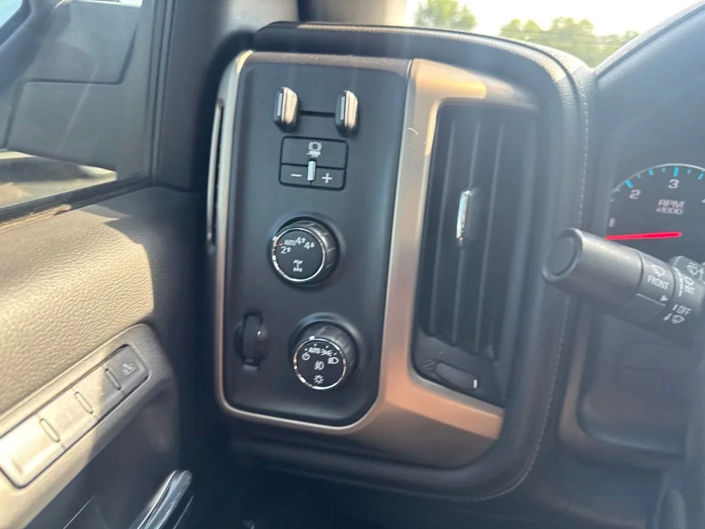 Used 2017 Black GMC Denali image 24