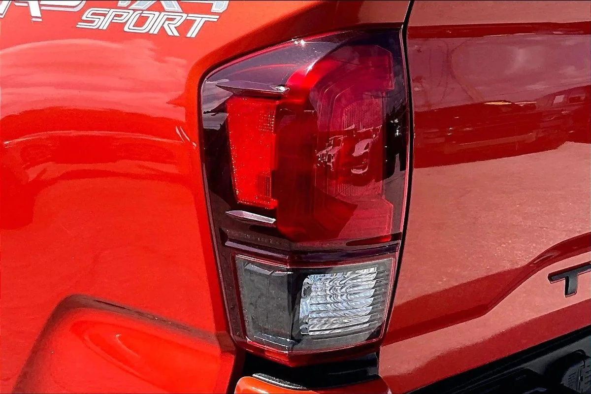 Used 2018  Toyota TRD Sport image 24