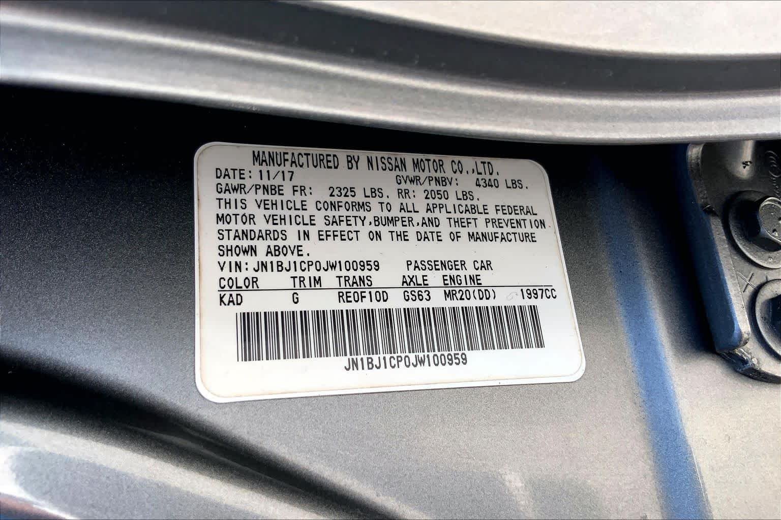 Used 2018 Gun Metallic Nissan SL image 36