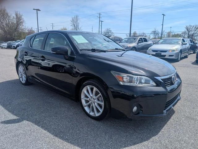 2012 Lexus CT 200h 200h Premium's photo