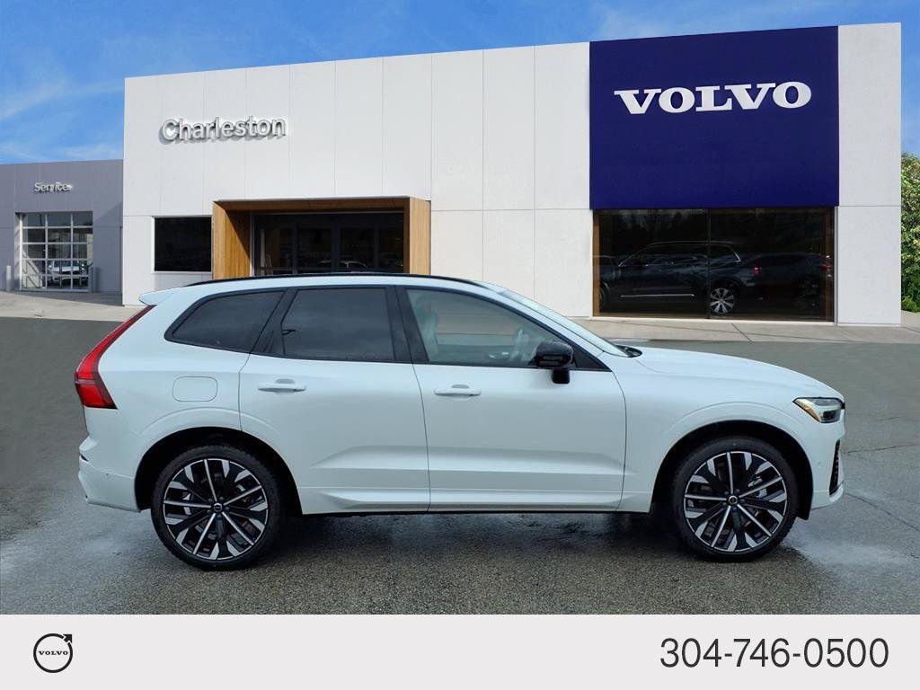 New 2026 Crystal White Metallic Volvo Ultra image 2