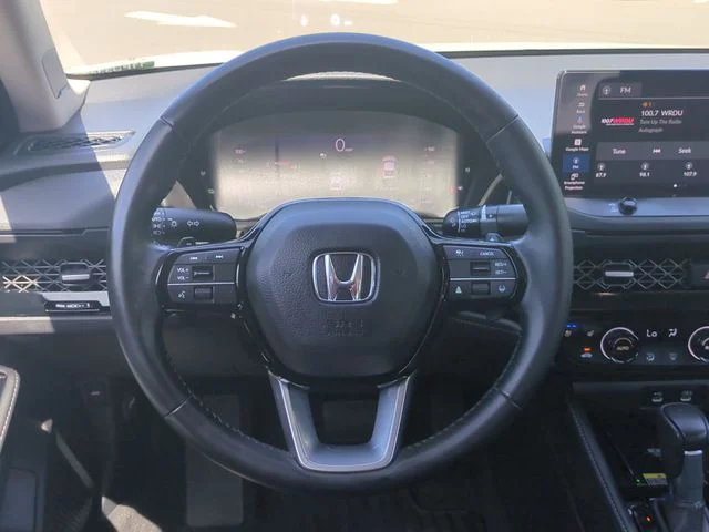 Used 2024  Honda Touring image 31