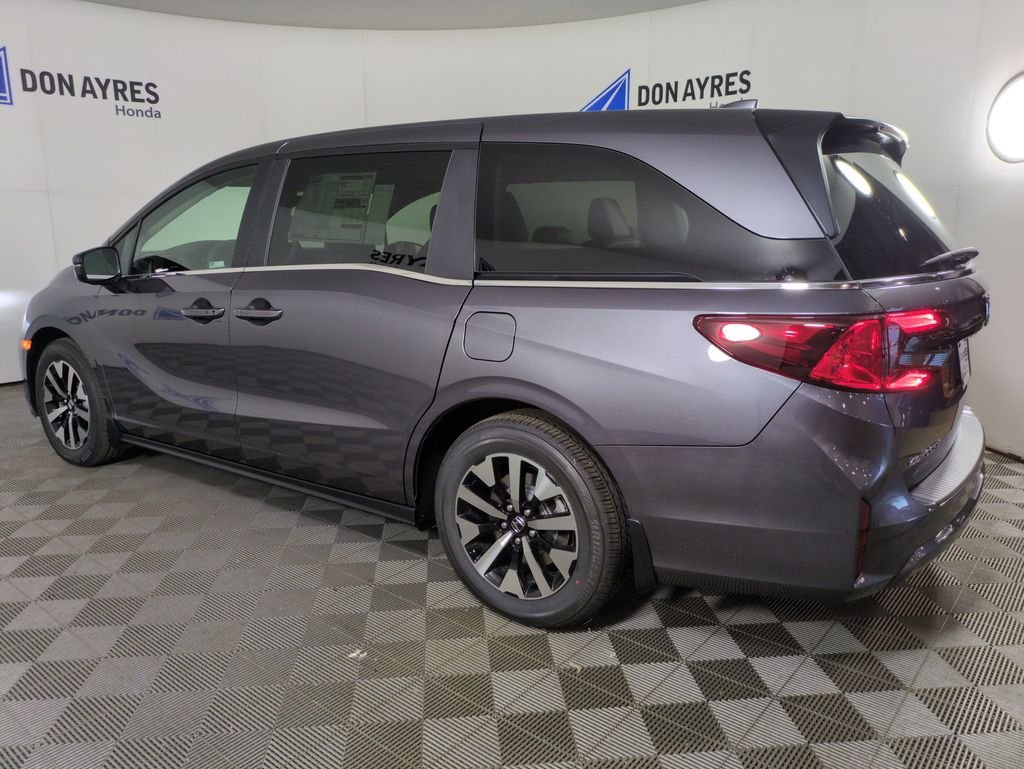 New 2026 Modern Steel Metallic Honda EX-L image 3