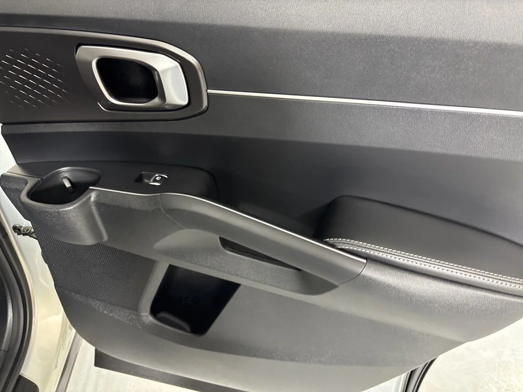 New 2026 Ivory Silver Kia EX image 19