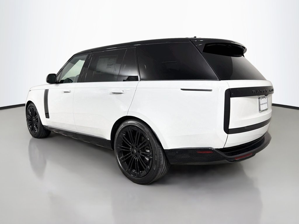 New 2027 Fuji White Land Rover SE image 7