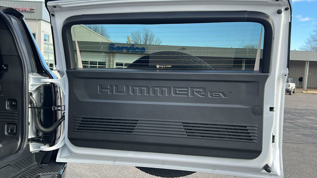 New 2025 Interstellar White GMC 2X image 32