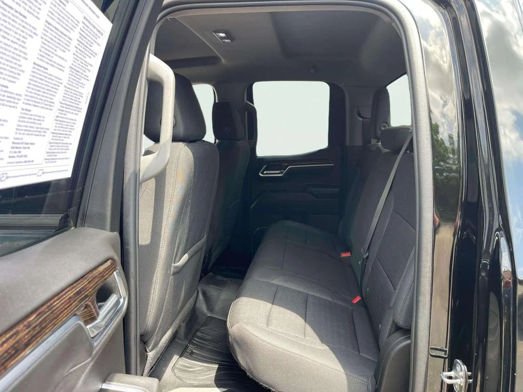 Used 2022 Onyx Black GMC Elevation image 23
