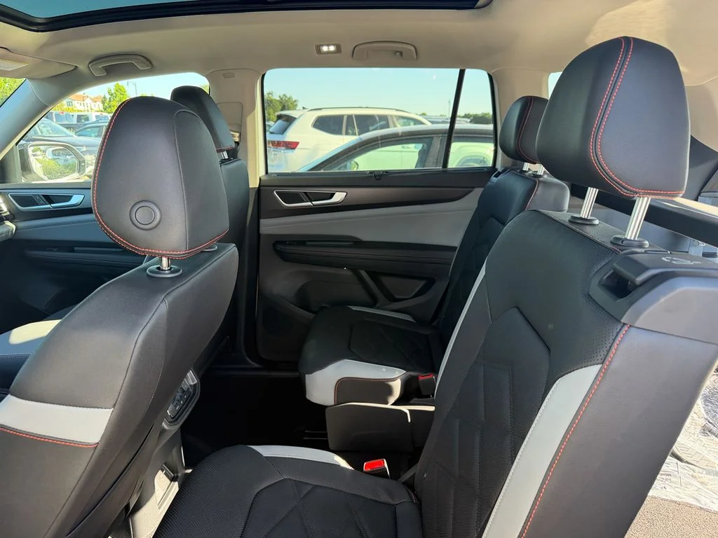 New 2026  Volkswagen 2.0T Peak Edition image 25
