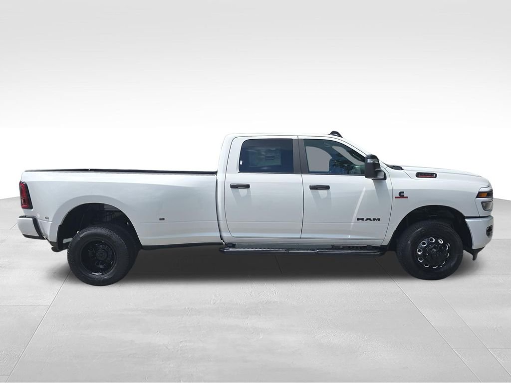 New 2026 Bright White Clear-Coat Exterior Paint RAM Big Horn image 7