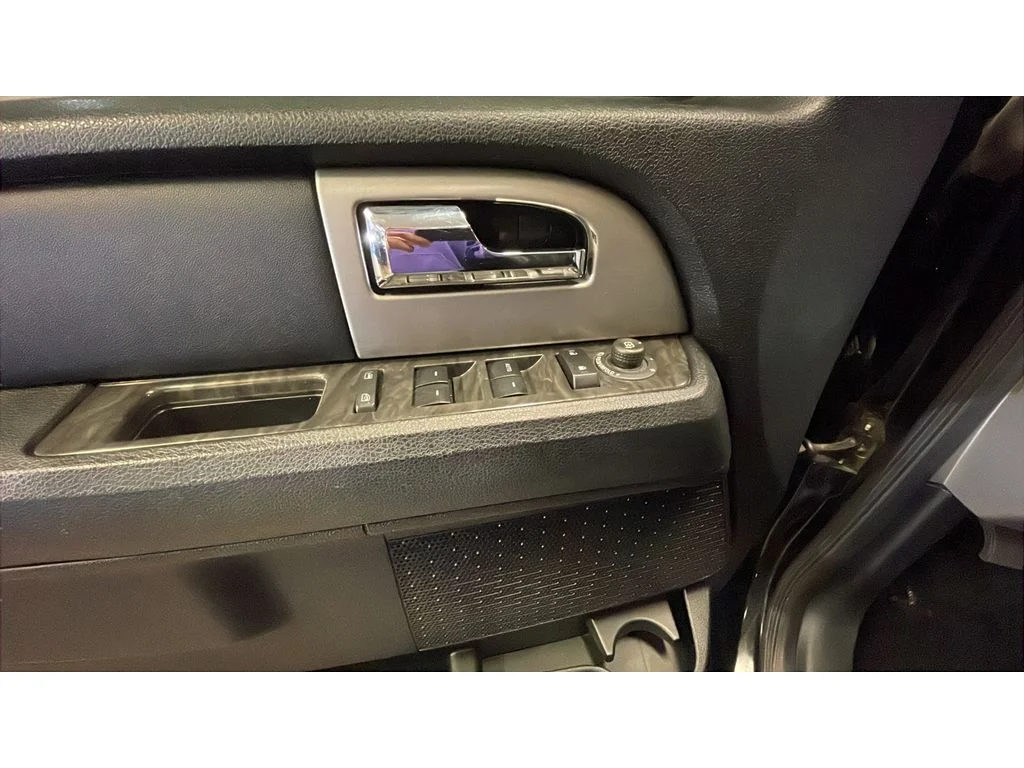 Used 2017 Shadow Black Metallic Ford Limited image 10