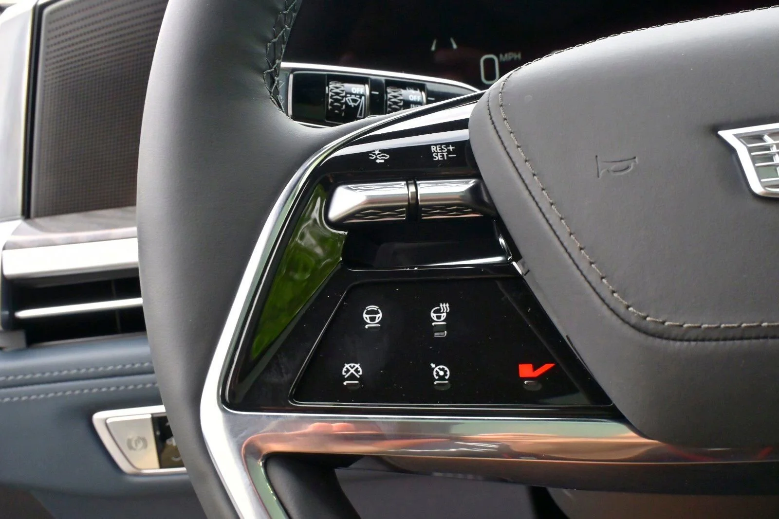2026 Cadillac Escalade IQL Premium Sport - Photo 42