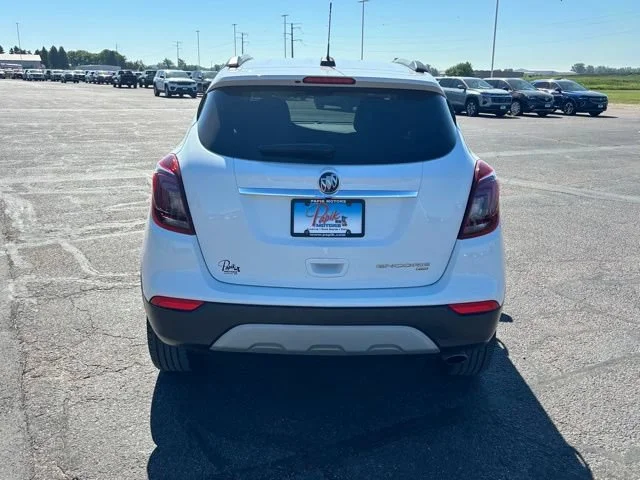 Used 2019 (Includes (CM5) Black Carbon Metallic lower exterior accent color, Paint code W700S.) Buick Preferred image 3