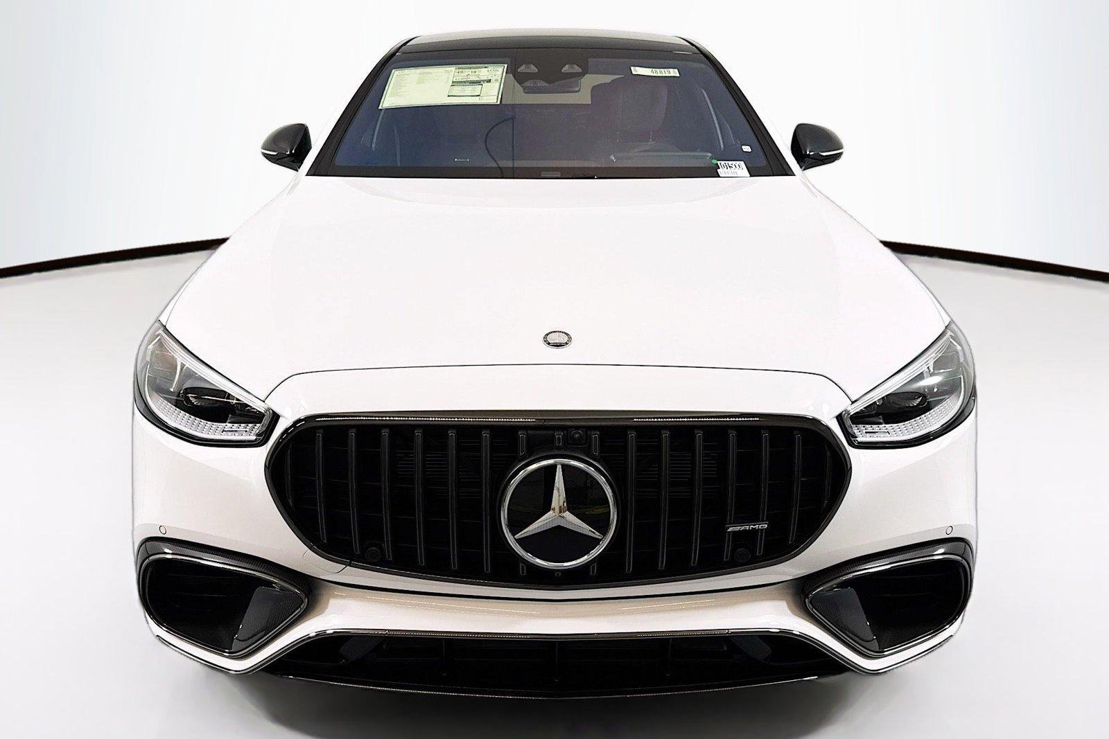 New 2025 Manufaktur Moonlight White Metallic Mercedes-Benz AMG® S 63 E image 2