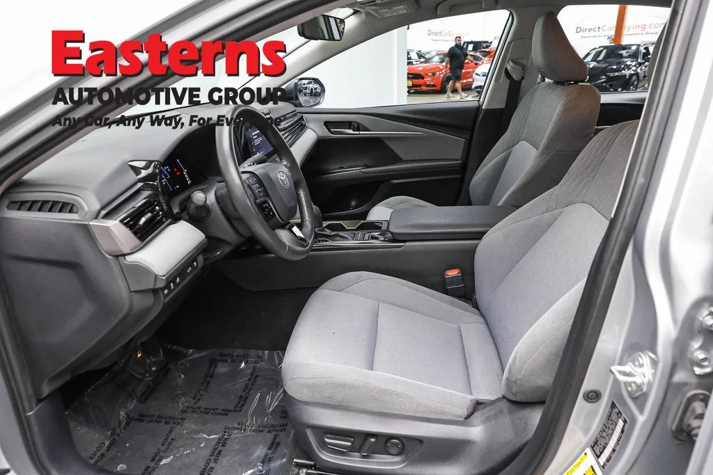 Used 2025 Silver Toyota LE image 14
