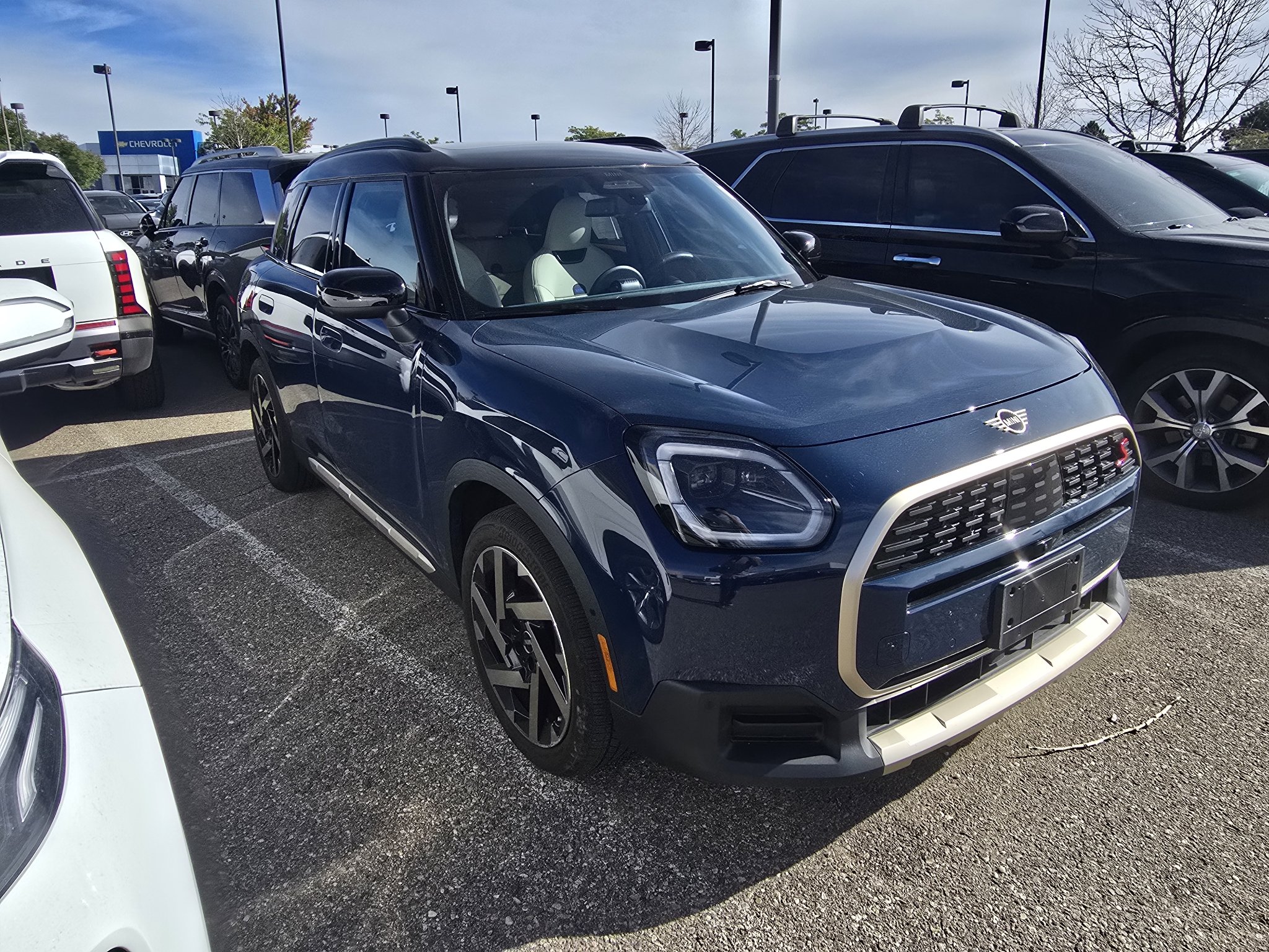 Used 2025 Indigo Sunset Blue Metallic MINI S image 6