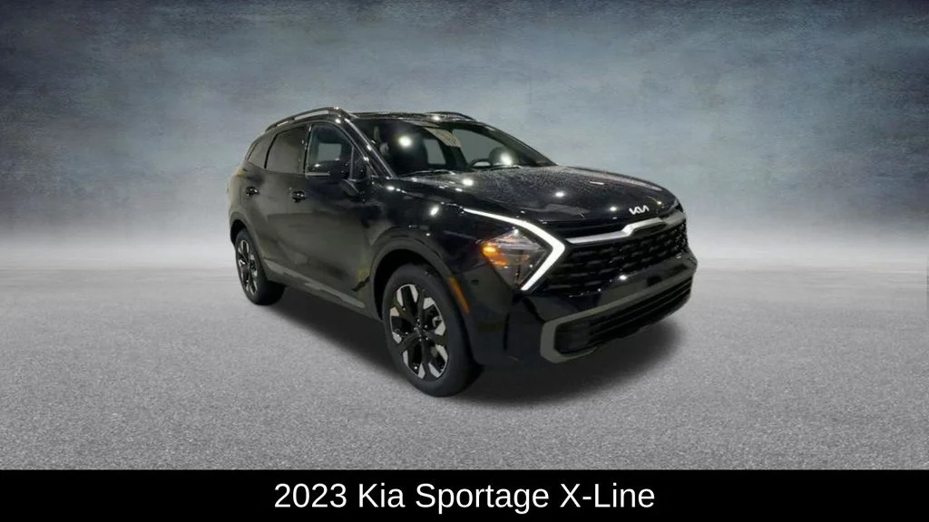 Used 2023 Black Kia X-Line image 3