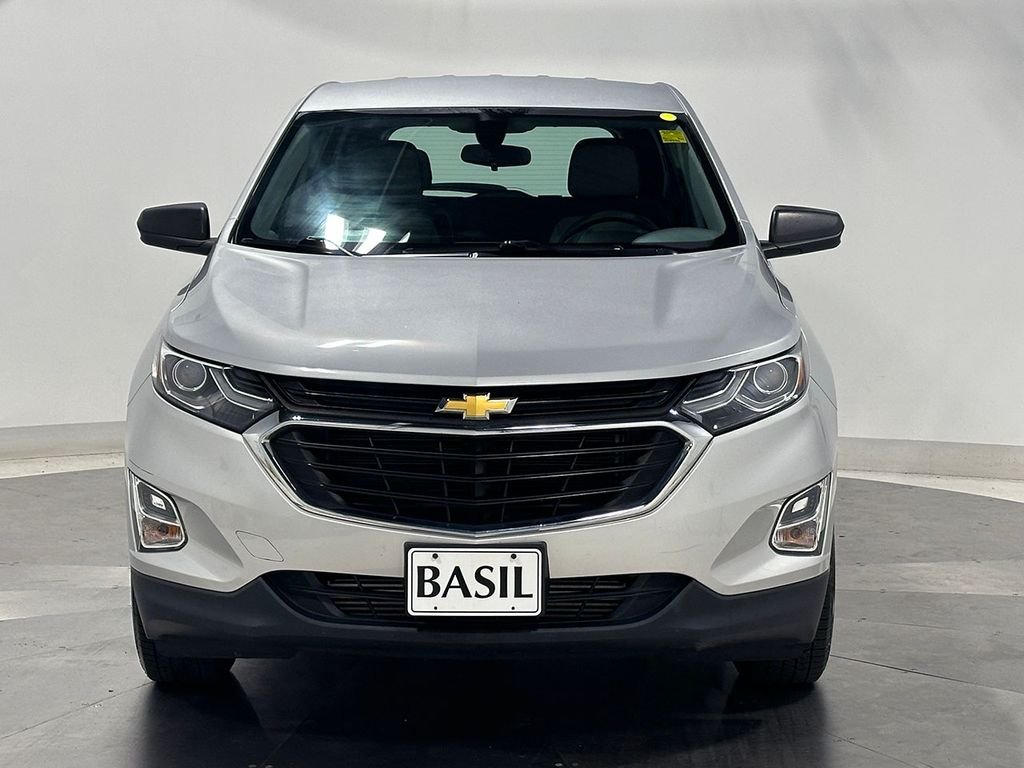 Used 2019 Silver Chevrolet LS image 9