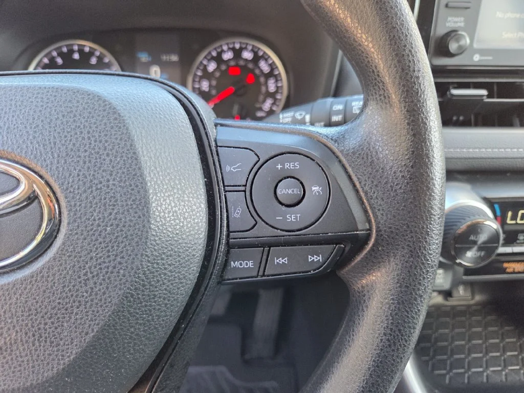 Used 2022 Gray Toyota XLE image 31