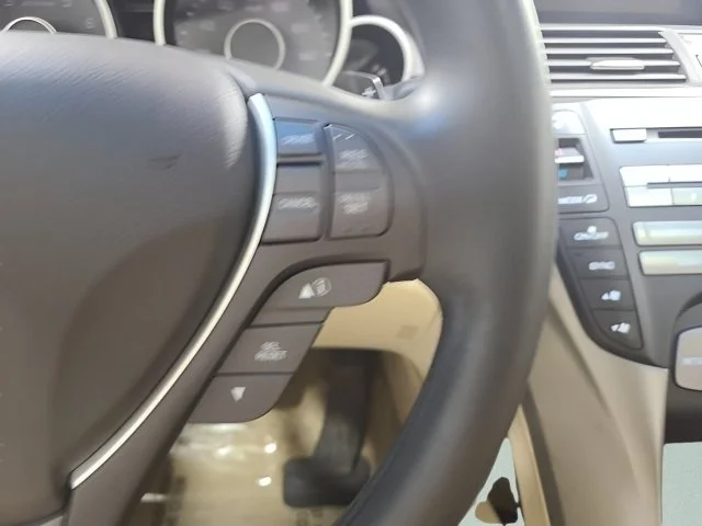 Used 2009 Crystal Black Pearl Acura 3.5 image 26