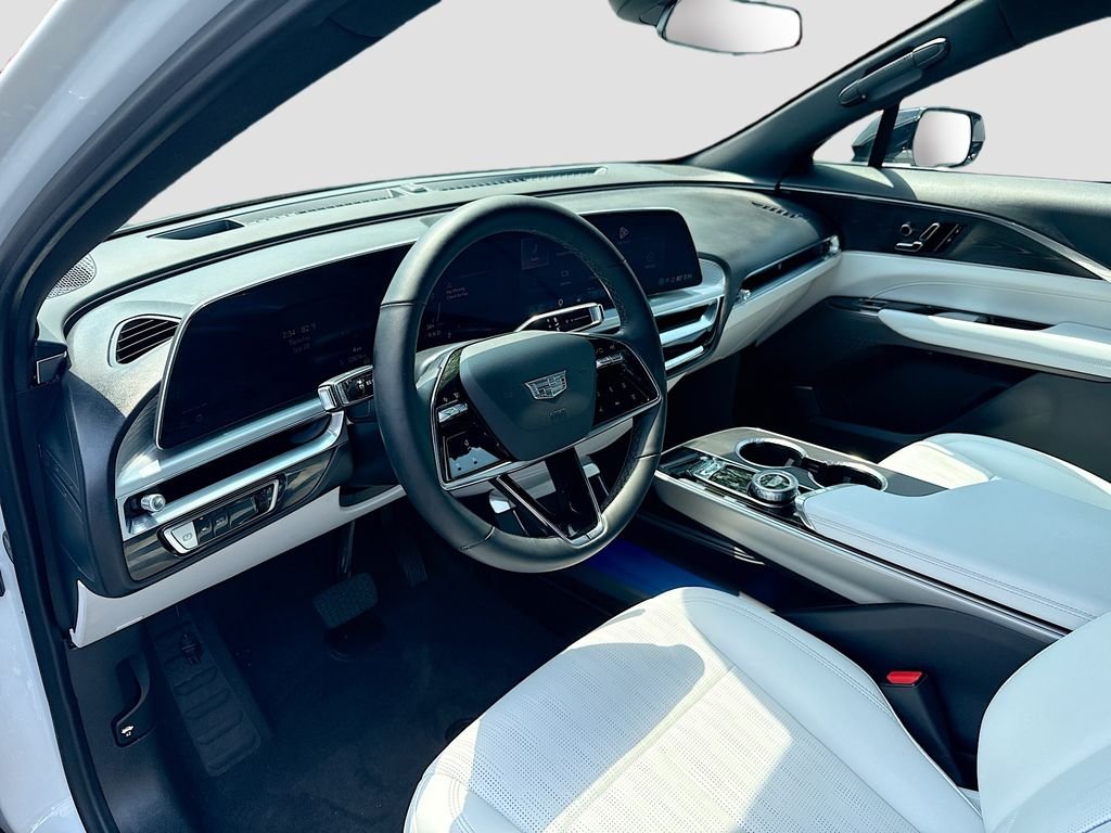 Used 2024 Crystal White Tricoat Cadillac Luxury image 10