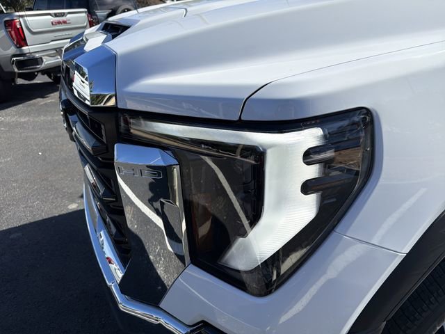 2026 GMC Sierra 3500HD Pro - Photo 7