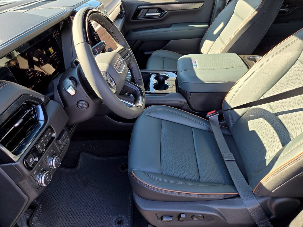 2026 GMC Yukon XL AT4 - Photo 6