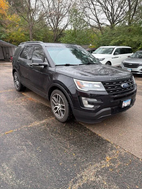 2016 Ford Explorer