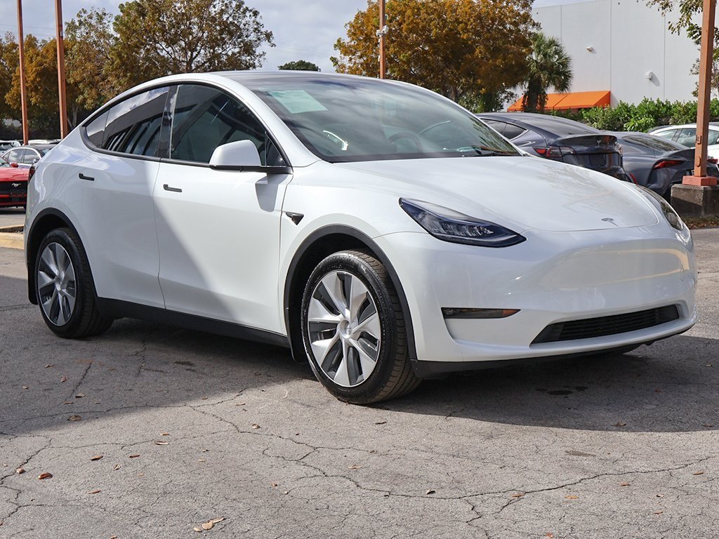 Used 2023 Tesla Model Y Long Range with VIN 7SAYGDEE9PF613162 for sale in Miami, FL