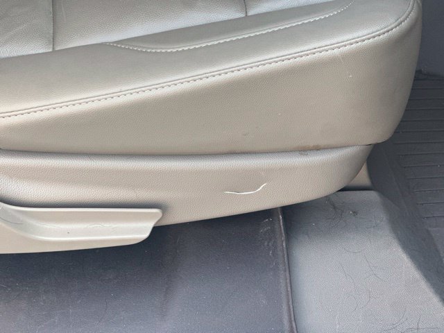 Used 2018 PEPPERDUST METALLIC Chevrolet LT image 18