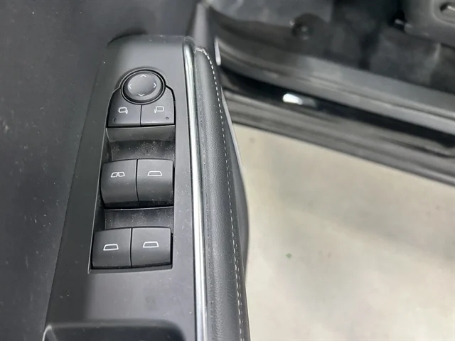 Used 2025 BLACK GMC FWD Elevation image 24