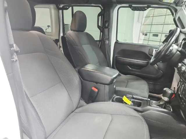 Used 2023 White Jeep Sport S image 35